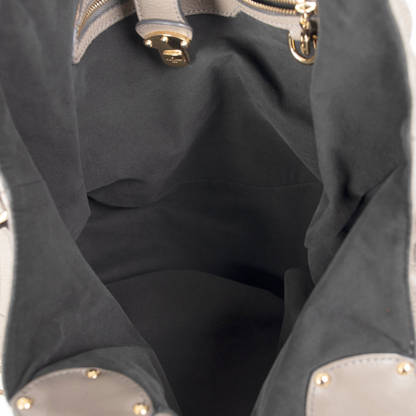 Louis Vuitton Taupe Mahina L Hobo