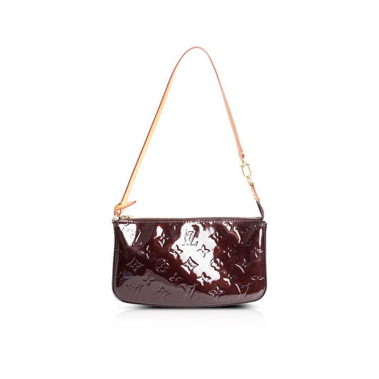 Louis Vuitton Vernis Pochette Accessoires