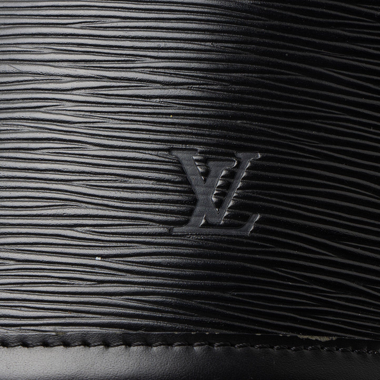 Louis Vuitton Vintage Epi Leather Cluny Shoulder Bag