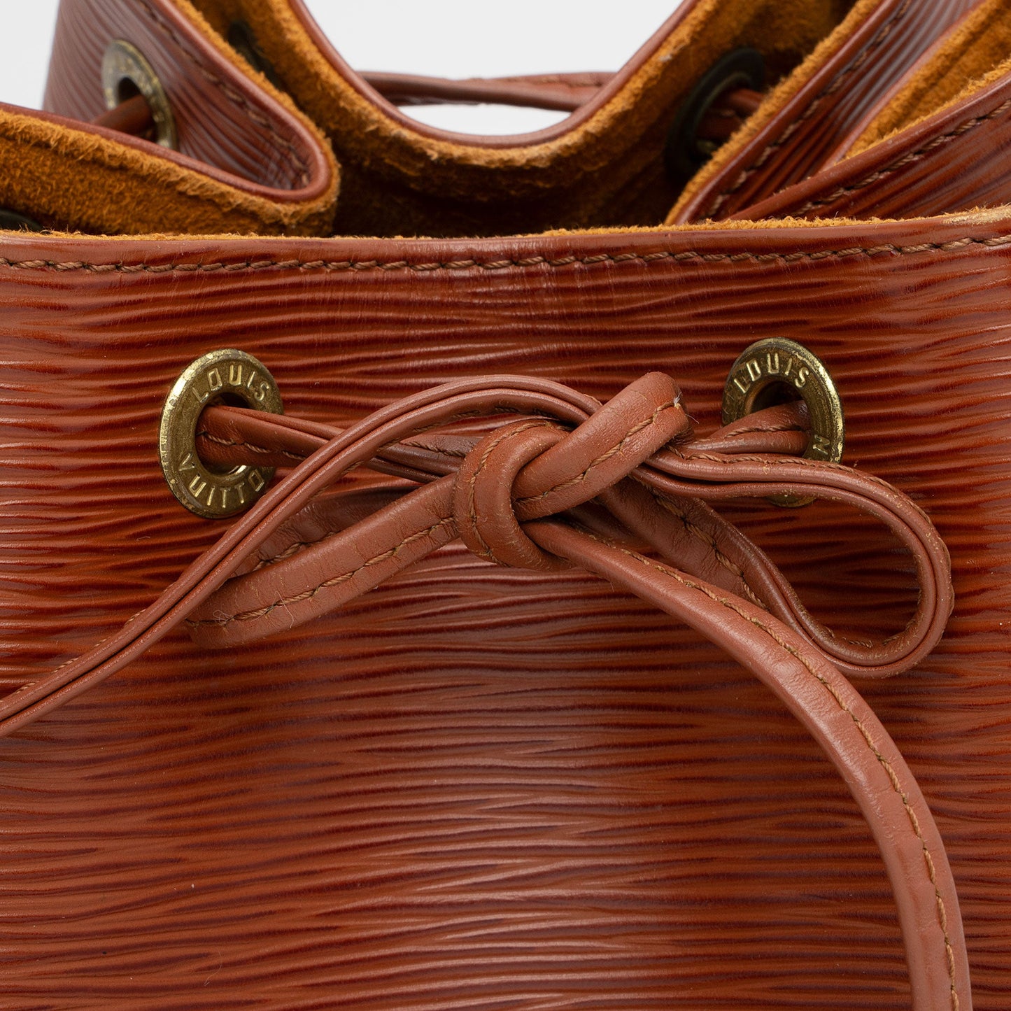 Louis Vuitton Vintage Epi Leather Petit Noe Shoulder Bag (SHF-7fRm6a)