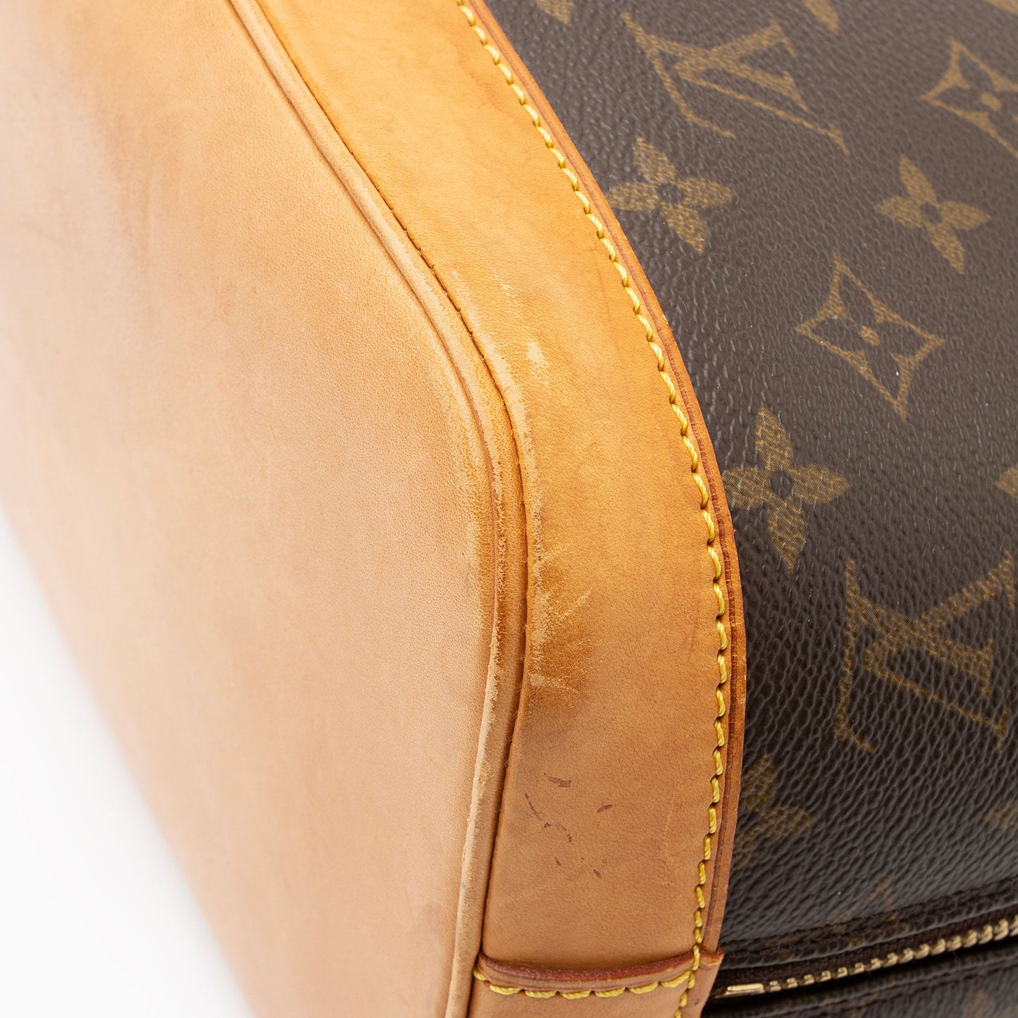 Louis Vuitton Vintage Monogram Canvas Alma PM Satchel (SHF-lsStEB)