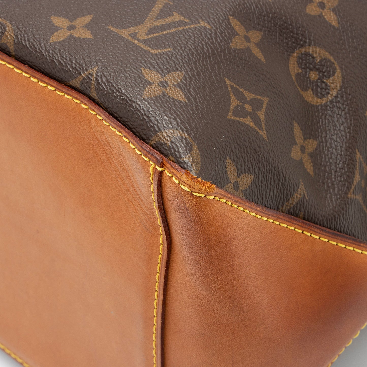 Louis Vuitton Vintage Monogram Canvas Cabas Mezzo Tote (SHF-UuGHLo)