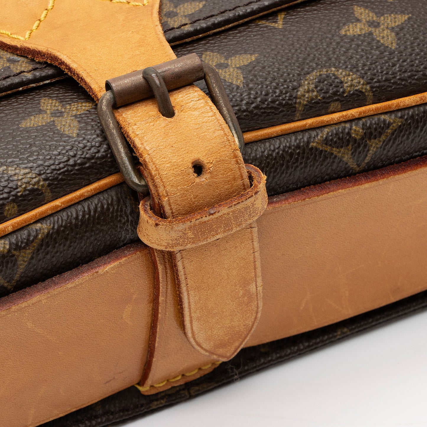Louis Vuitton Vintage Monogram Canvas Cartouchiere MM Shoulder Bag (SHF-eoZXZQ)