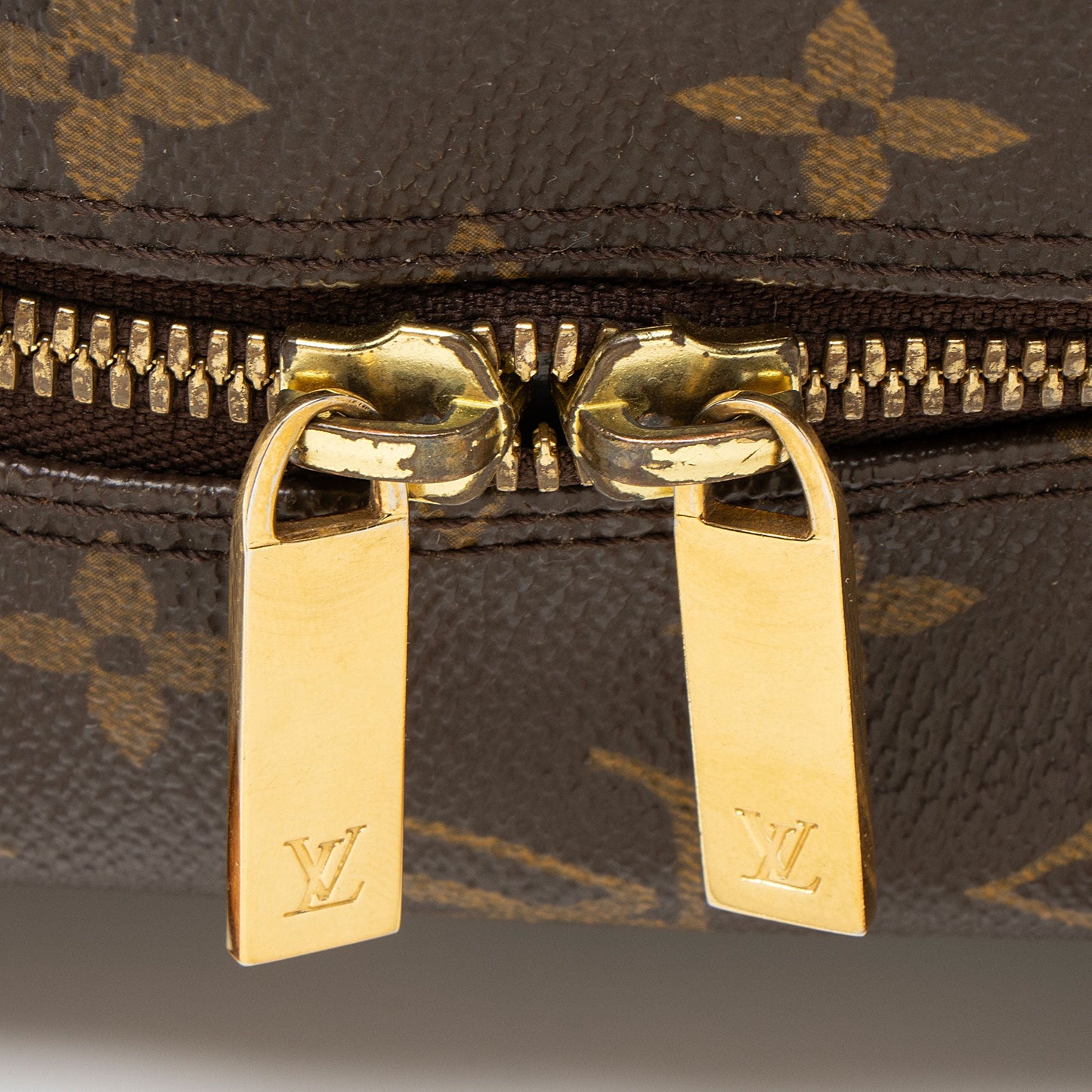 Louis Vuitton Vintage Monogram Canvas Cite MM Shoulder Bag