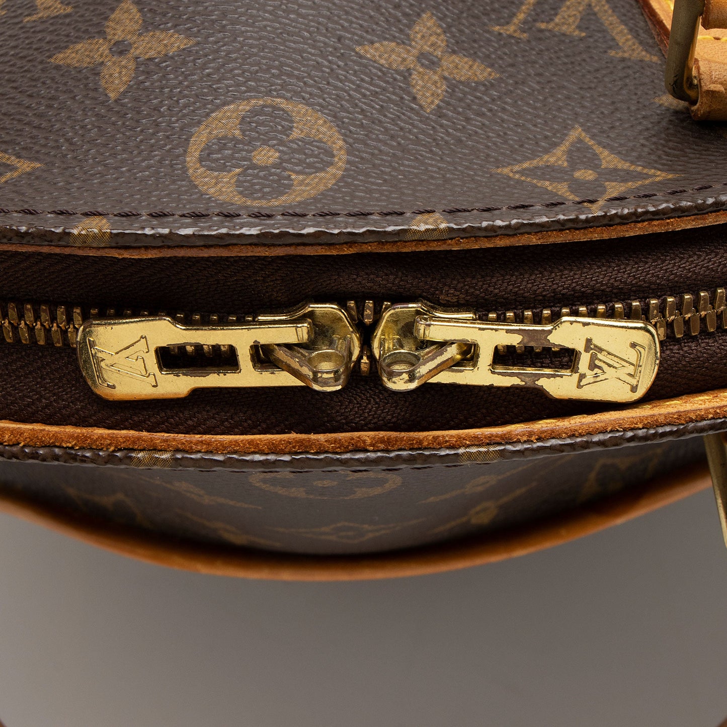 Louis Vuitton Vintage Monogram Canvas Ellipse MM Satchel