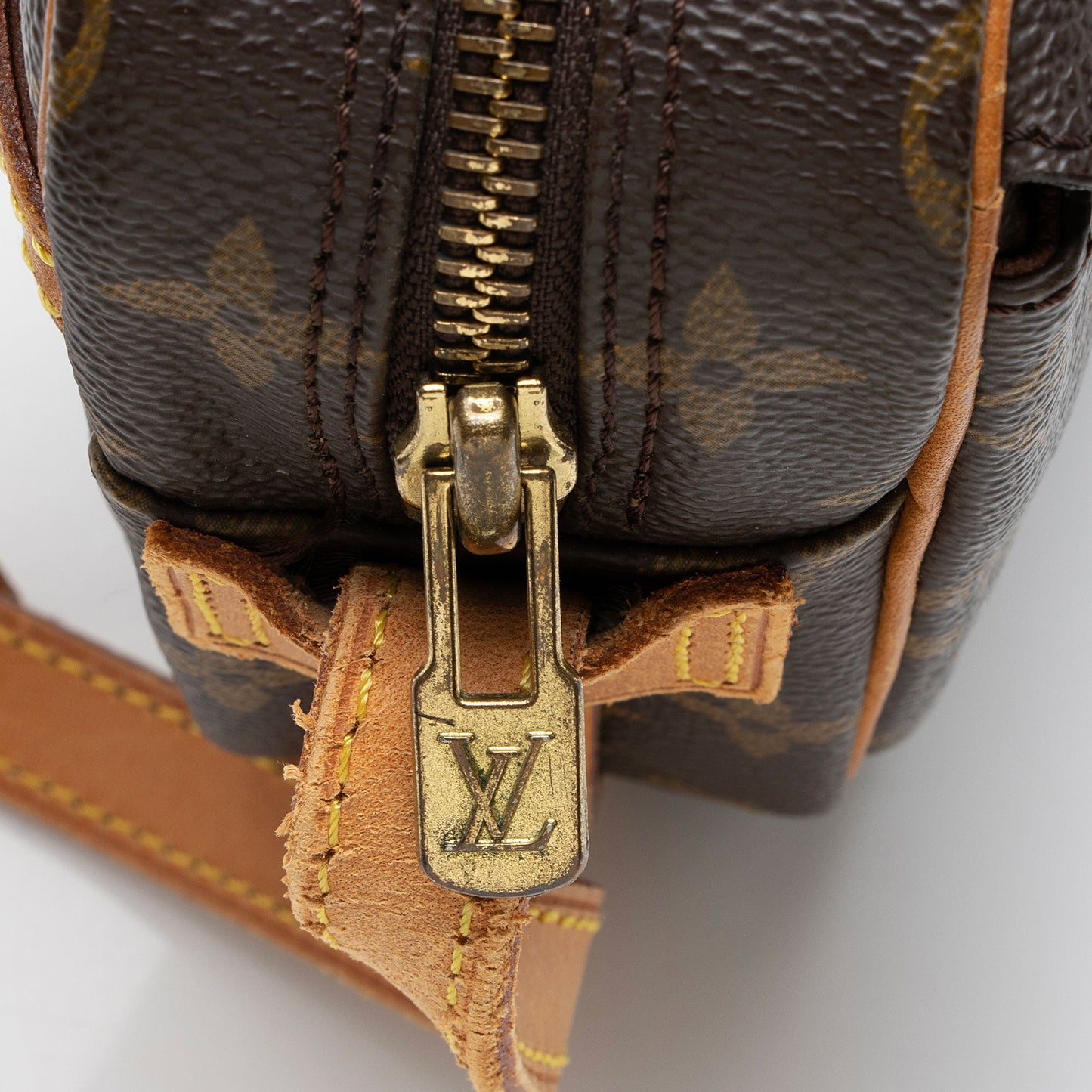 Louis Vuitton Vintage Monogram Canvas Jeune Fille MM Shoulder Bag