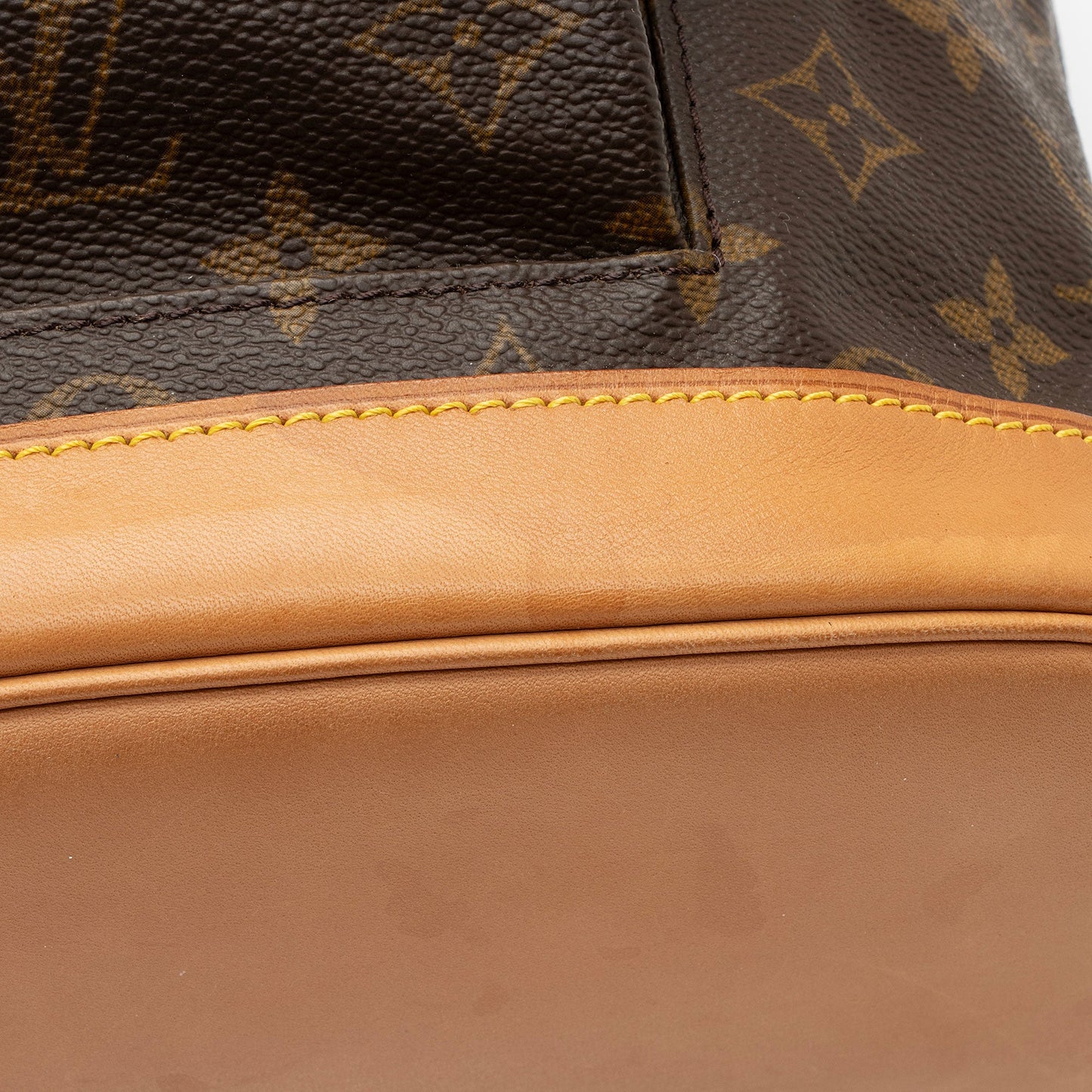 Louis Vuitton Vintage Monogram Canvas Montsouris GM Backpack (SHF-U1EeMl)
