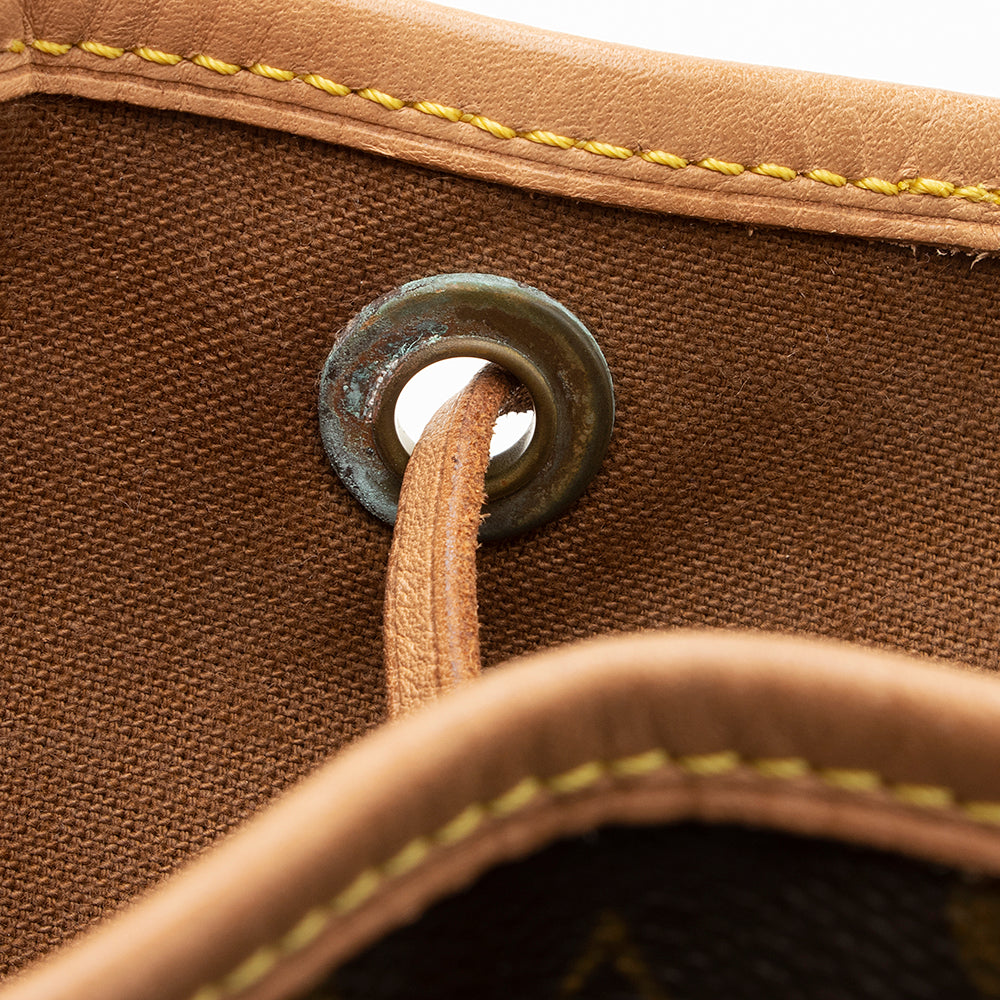 Louis Vuitton Vintage Monogram Canvas Montsouris MM Backpack (SHF-18882)