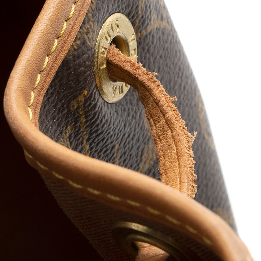 Louis Vuitton Vintage Monogram Canvas Montsouris MM Backpack (SHF-21304)
