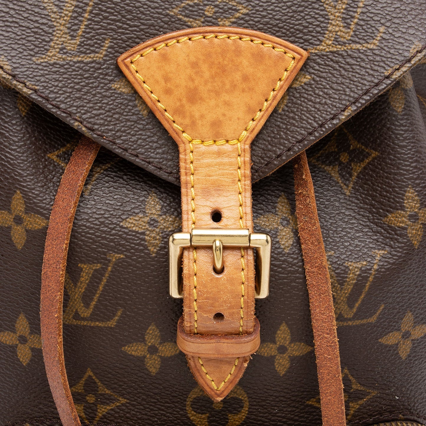Louis Vuitton Vintage Monogram Canvas Montsouris MM Backpack (SHF-VG4QHQ)