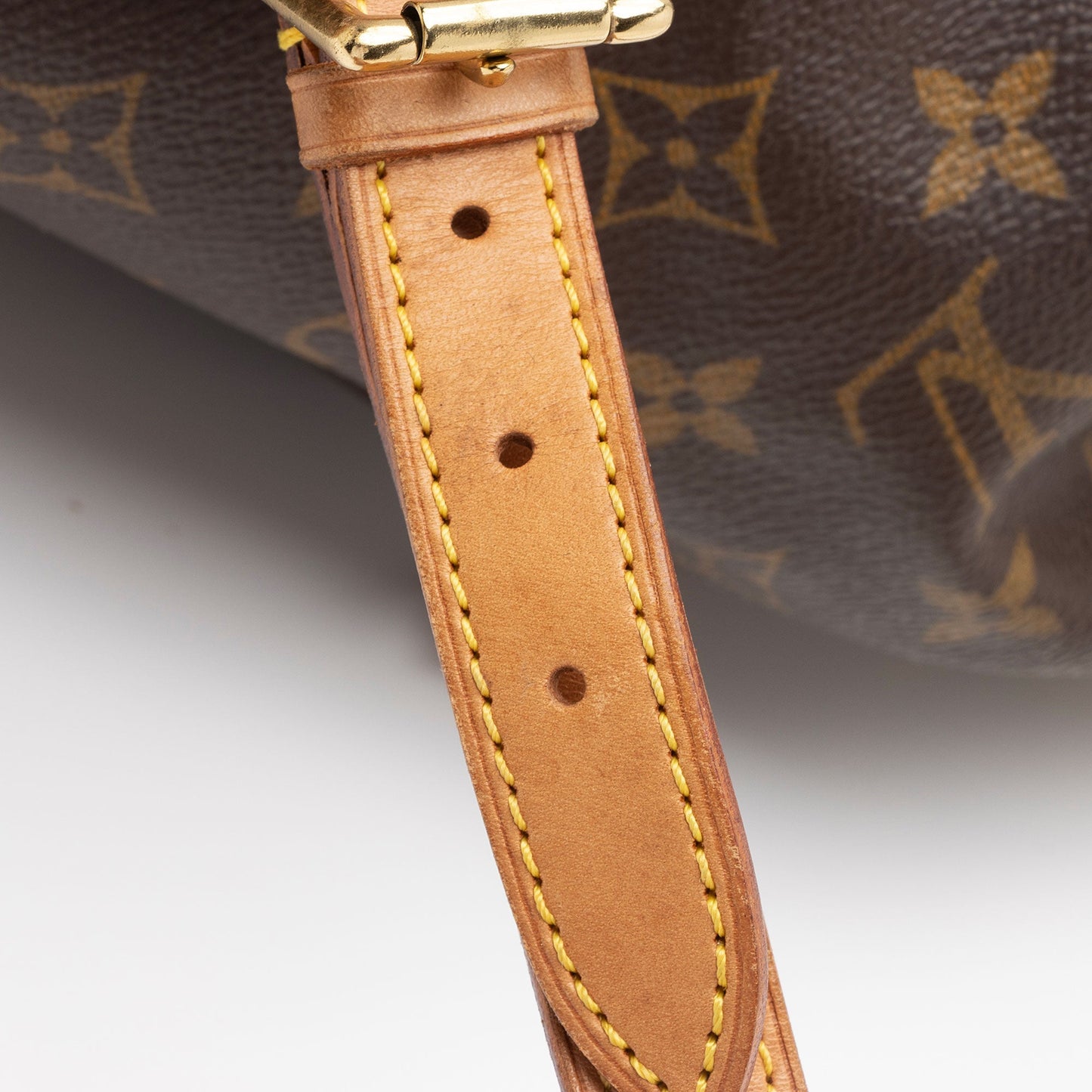 Louis Vuitton Vintage Monogram Canvas Montsouris MM Backpack (SHF-VG4QHQ)