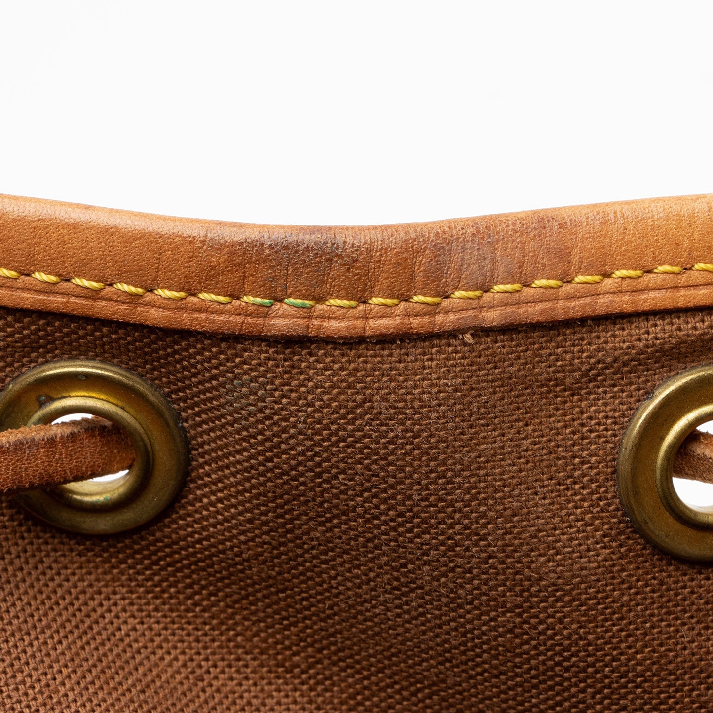 Louis Vuitton Vintage Monogram Canvas Montsouris MM Backpack (SHF-VG4QHQ)