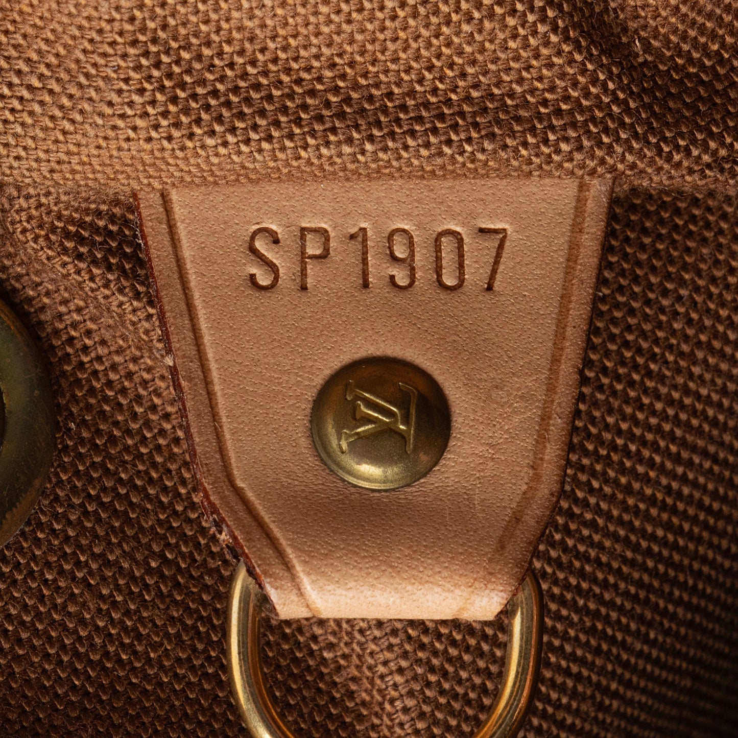 Louis Vuitton Vintage Monogram Canvas Montsouris MM Backpack (SHF-fLlzLX)