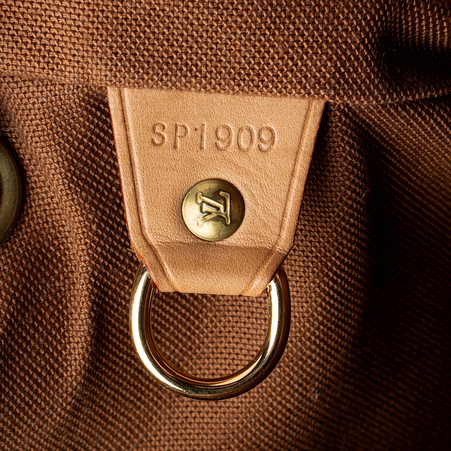 Louis Vuitton Vintage Monogram Canvas Montsouris MM Backpack (SHF-TshViZ)