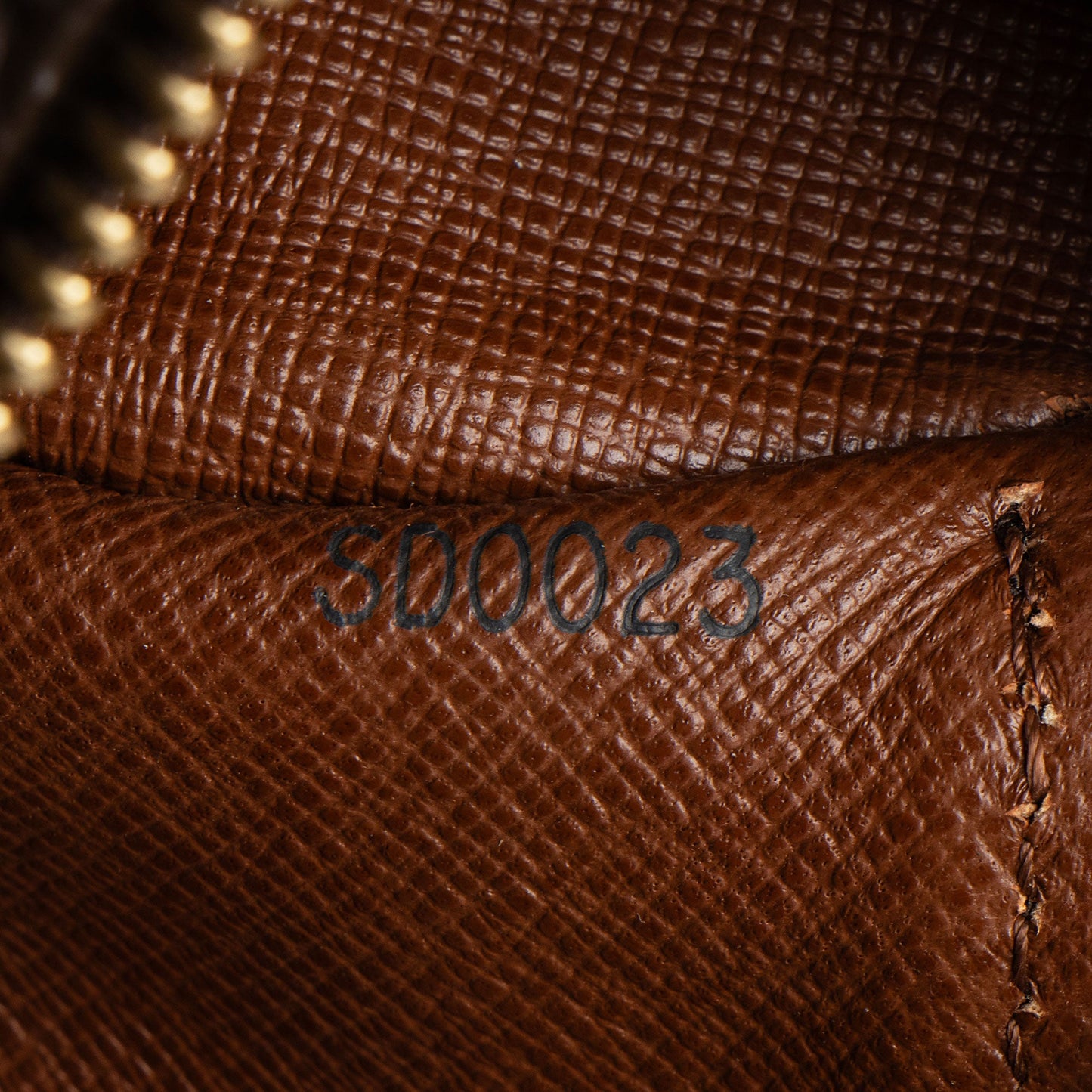 Louis Vuitton Vintage Monogram Canvas Papillon 26 Satchel