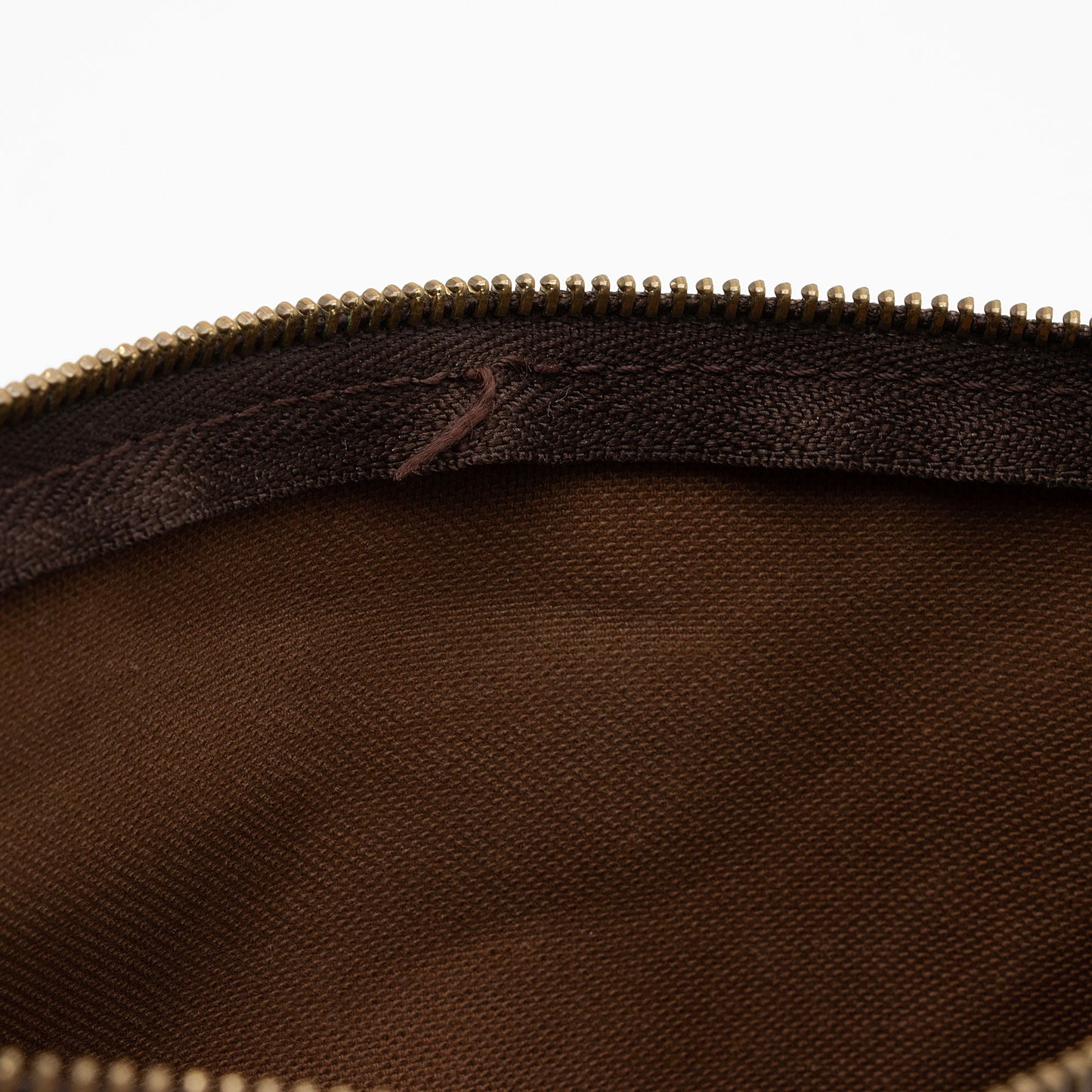 Louis Vuitton Vintage Monogram Canvas Pochette Accessoires (SHF-9OsCbe)