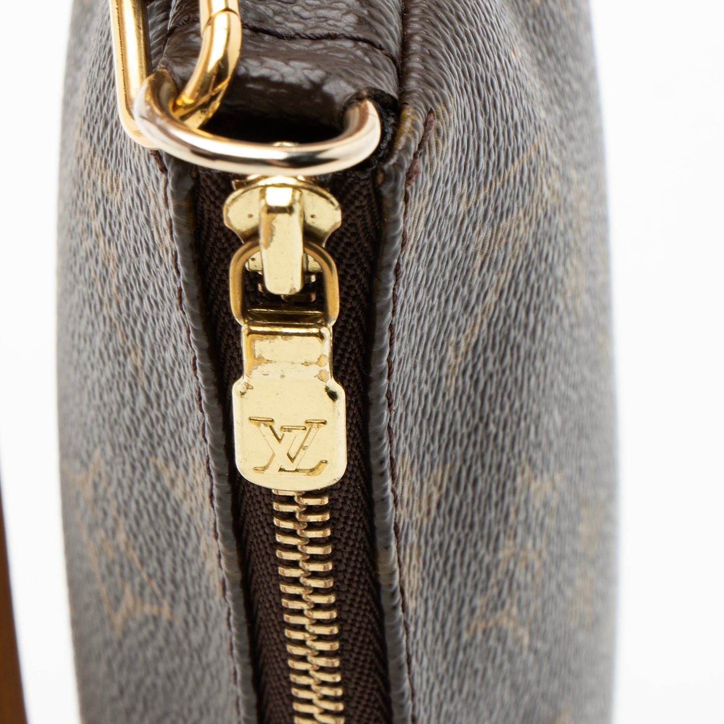 Louis Vuitton Vintage Monogram Canvas Pochette Accessoires