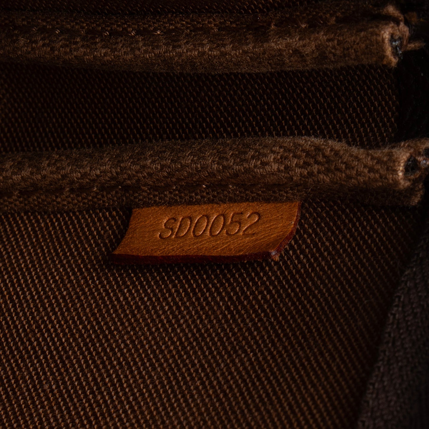 Louis Vuitton Vintage Monogram Canvas Pochette Accessoires