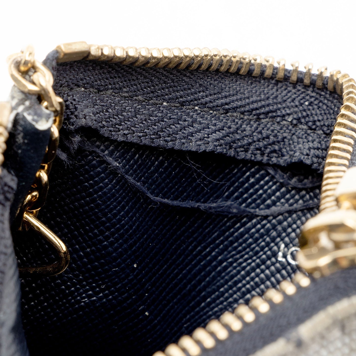 Louis Vuitton Vintage Monogram Mini Lin Key Pouch (SHF-dyvODp)