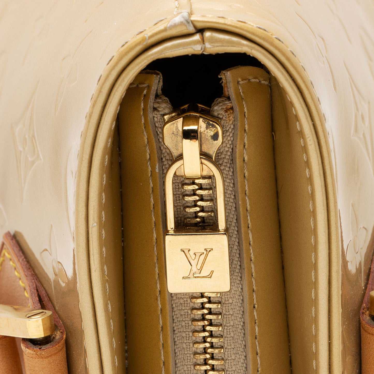 Louis Vuitton Vintage Monogram Vernis Houston Tote (SHF-tj0swU)