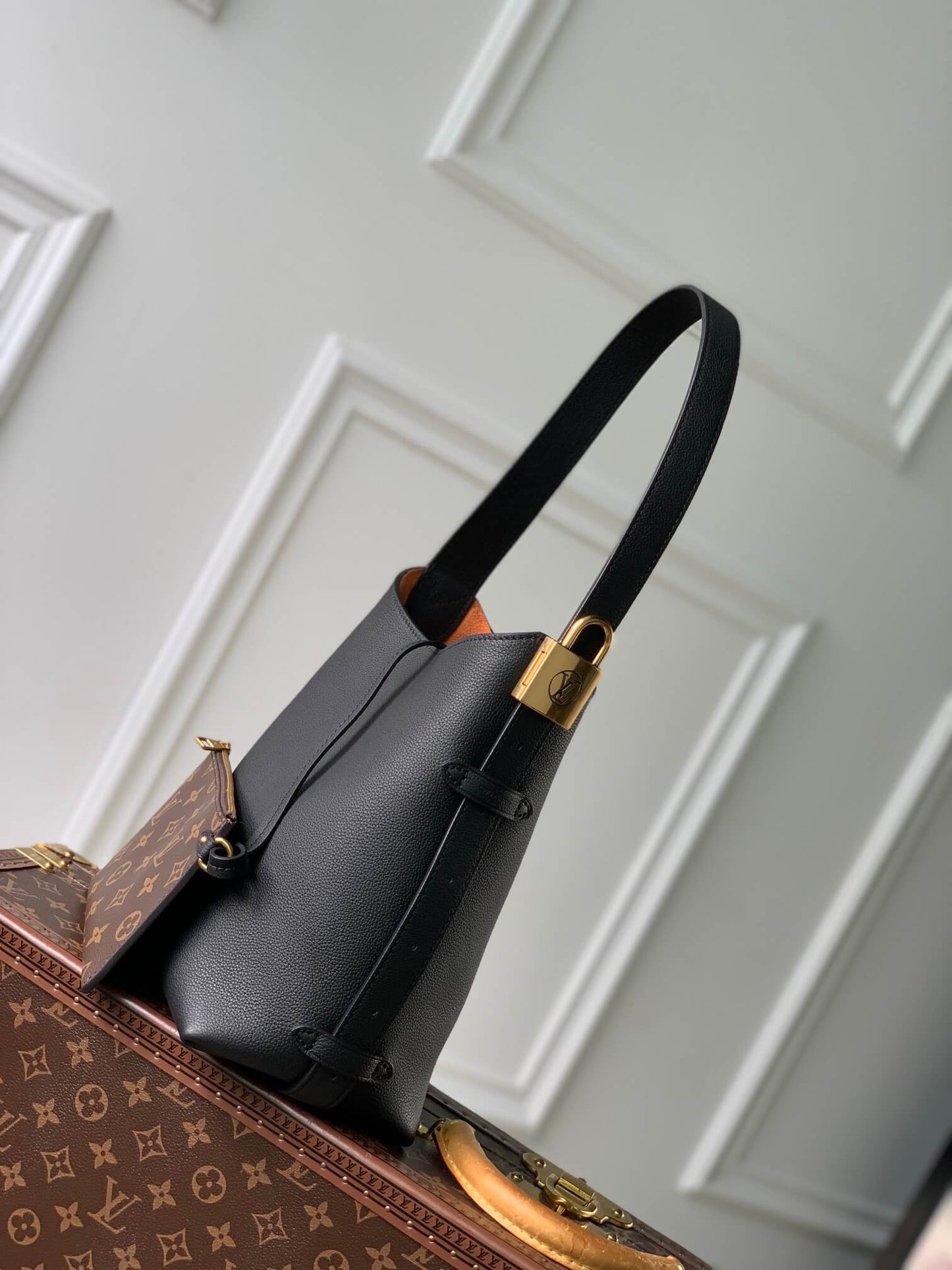 Louis Vuitton M25352 Low Key Hobo PM Black