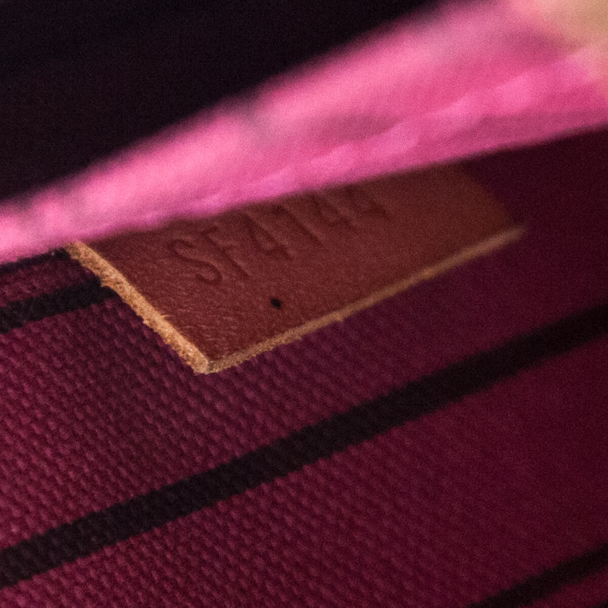 Louis Vuitton Monogram Neverfull MM Pouch