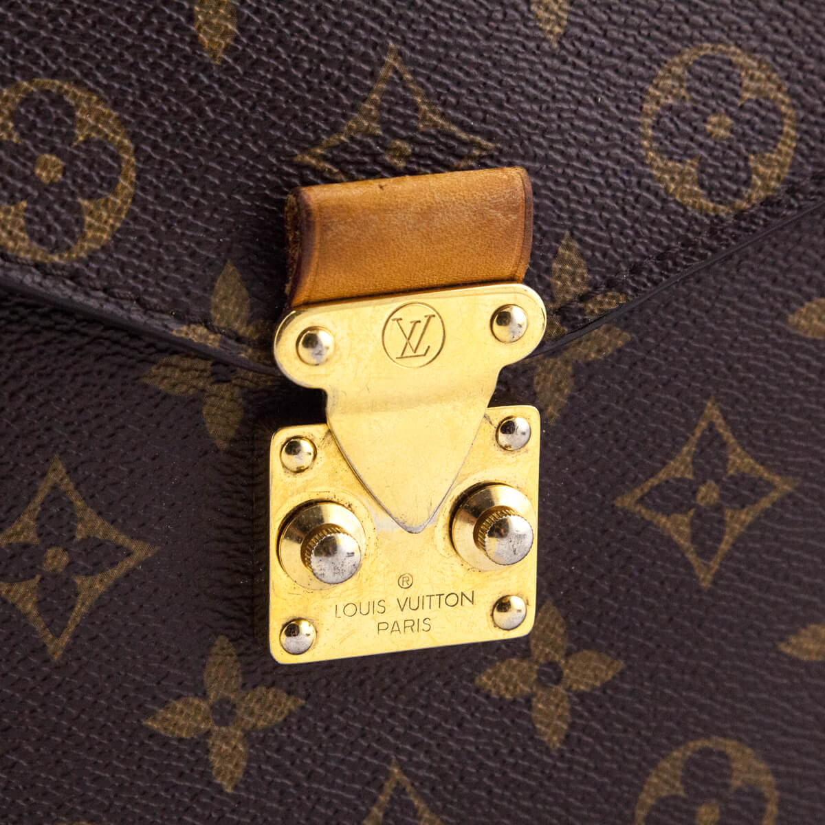 Louis Vuitton Monogram Pochette Metis