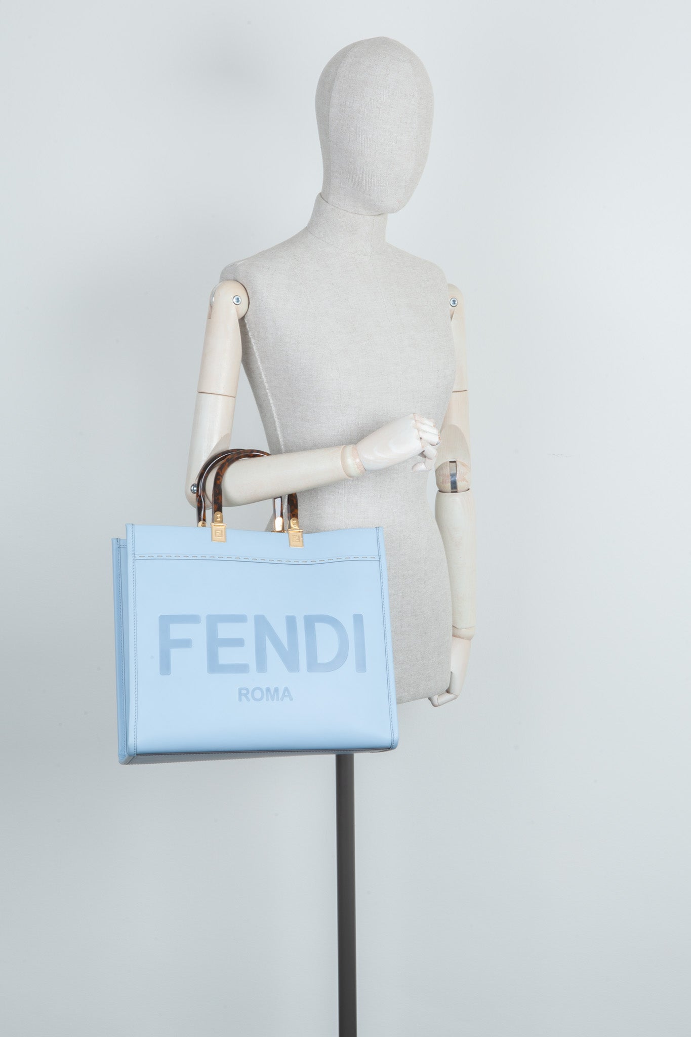 Luxury Fendi Sunshine Tote Bag Baby Blue