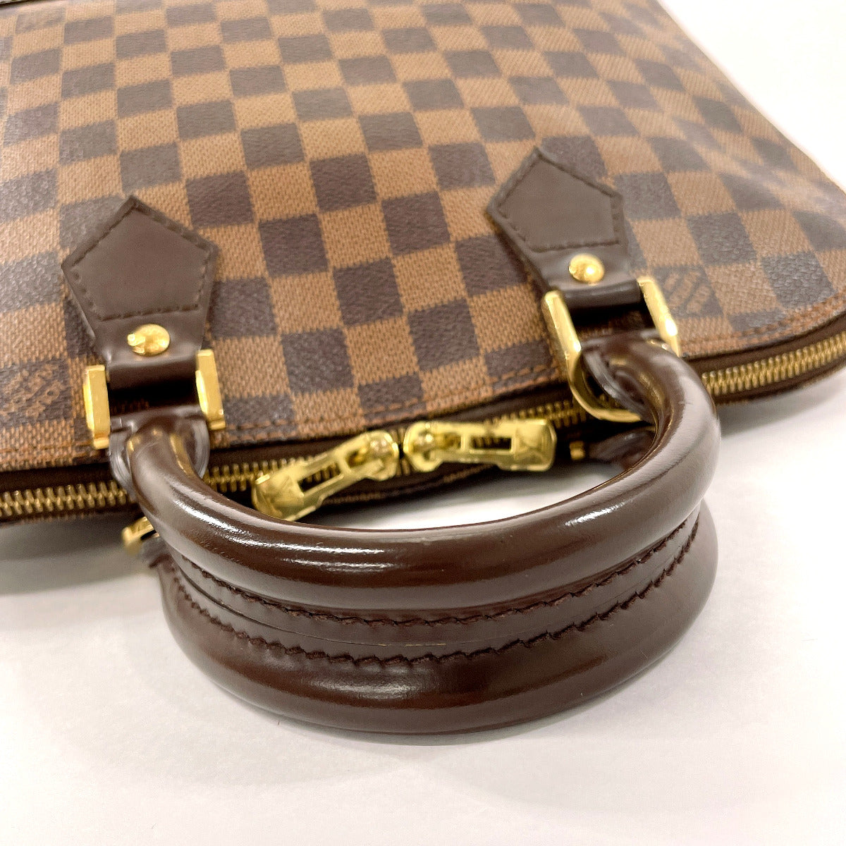 Louis Vuitton Damier Alma Handbag N51131