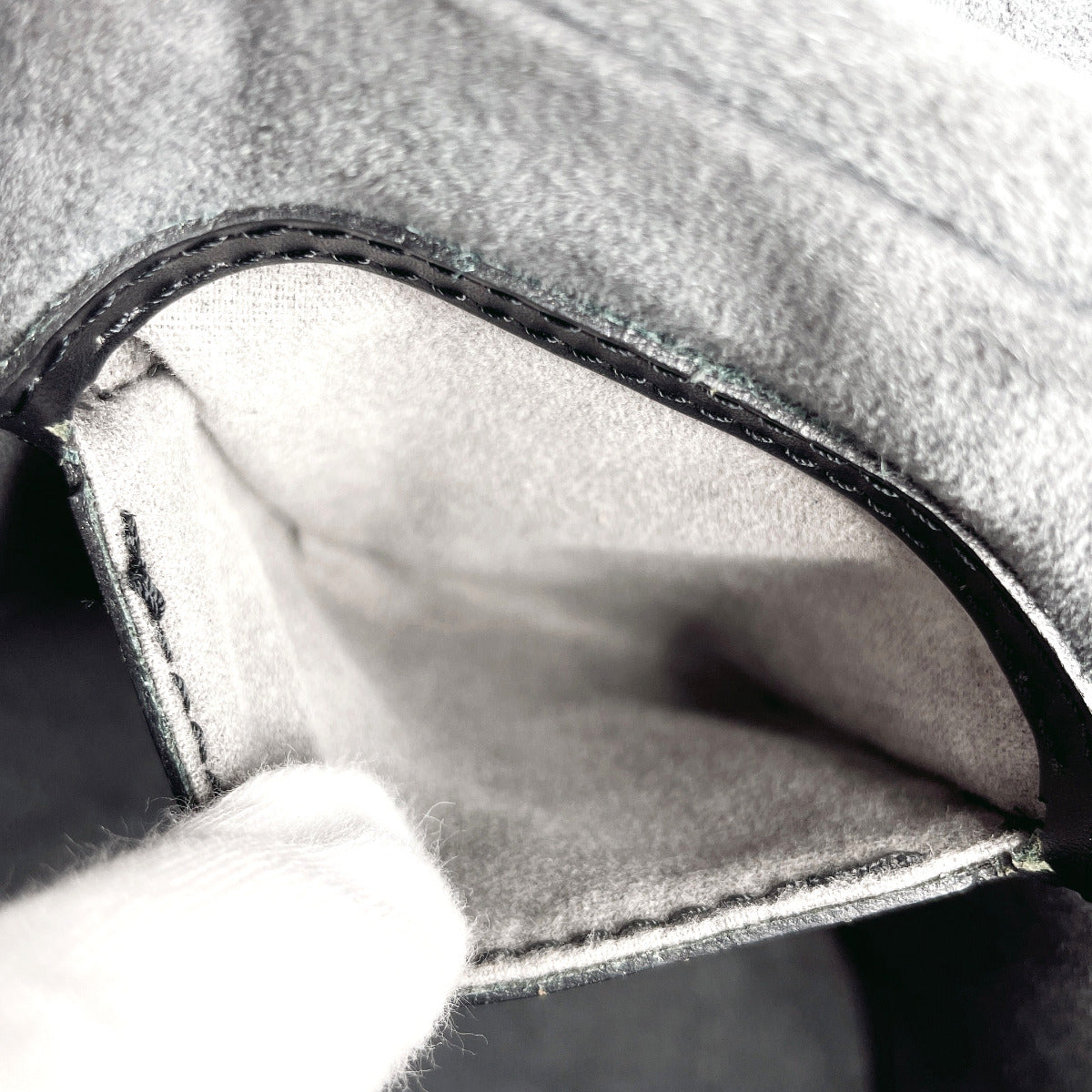 Louis Vuitton Cannes Vanity Bag Epi Leather