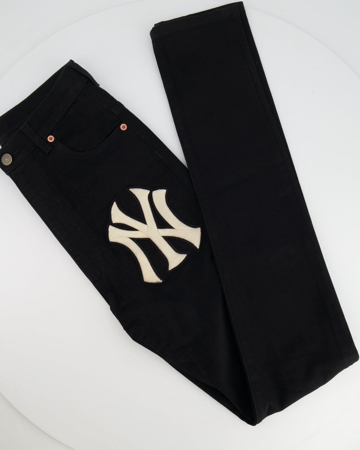 Luxury Gucci Trending 2025 Black Skinny Jeans with Embroidered NY Logo Size 24