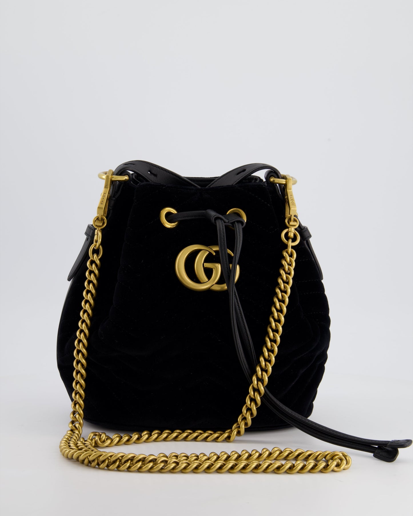 Luxury Gucci Trending 2025 Black Velvet GG Marmont Bucket Bag with Gold Hardware