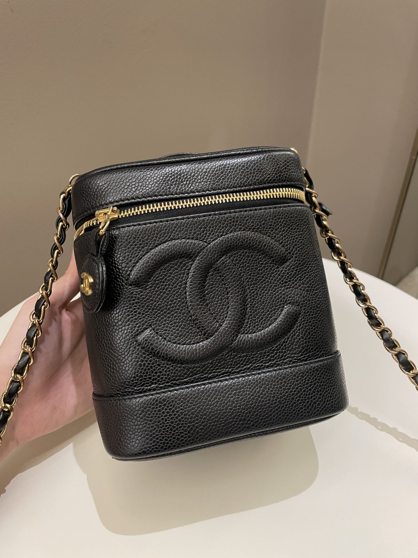 Luxury Chanel Vintage Vanity Black Caviar