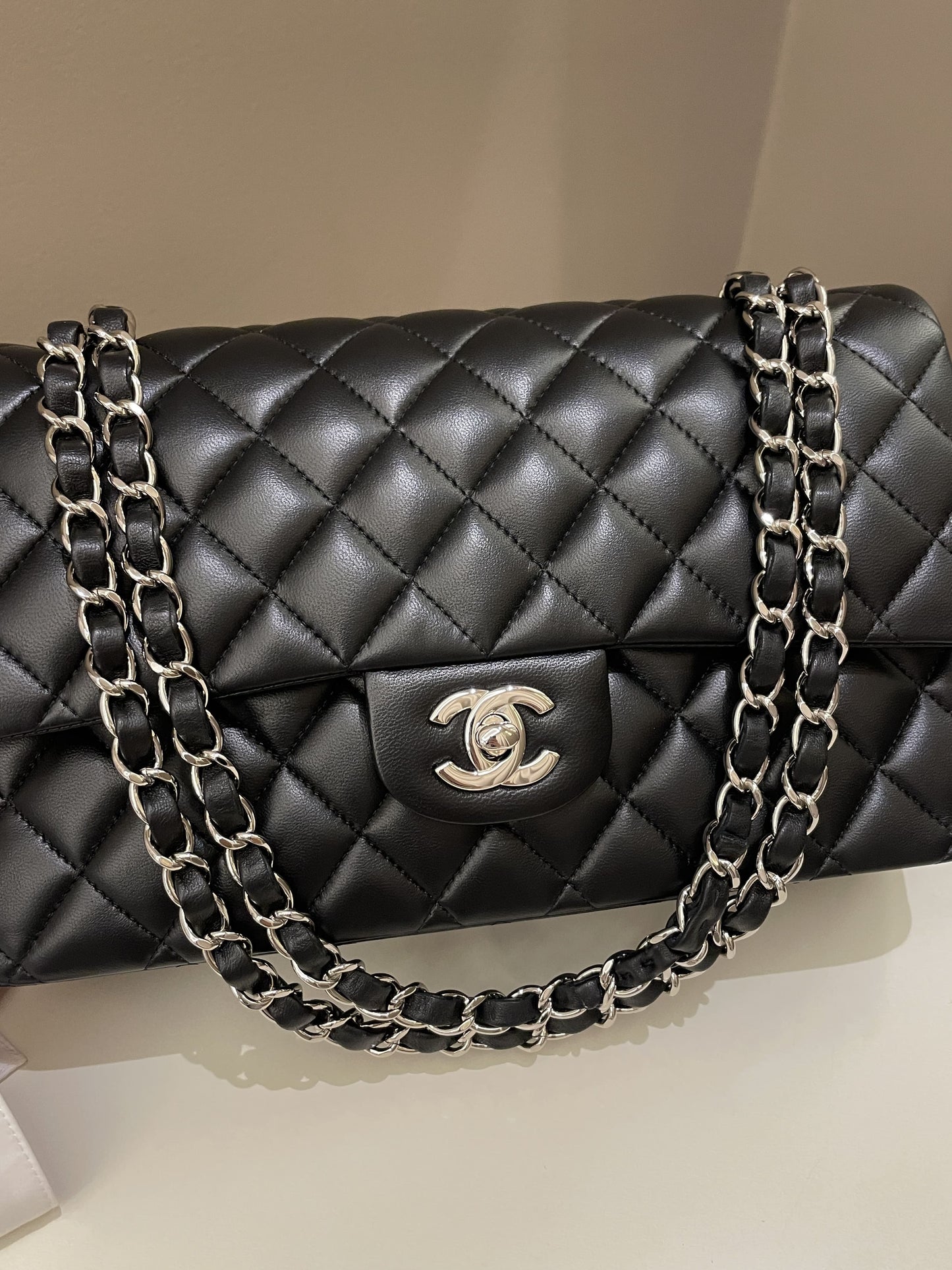Luxury Chanel Classic Quilted Medium Double Flap Black Lambskin