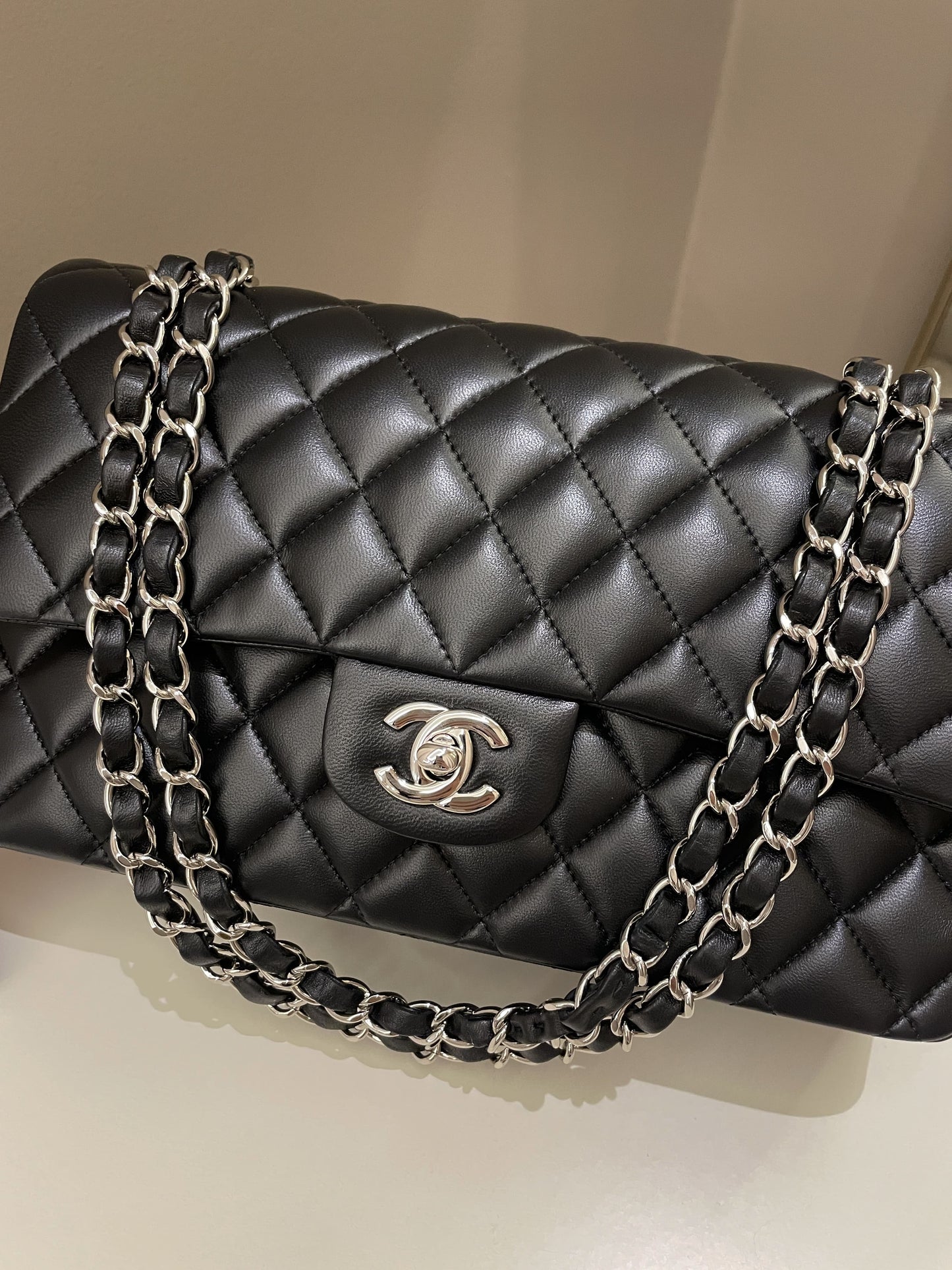 Luxury Chanel Classic Quilted Medium Double Flap Black Lambskin