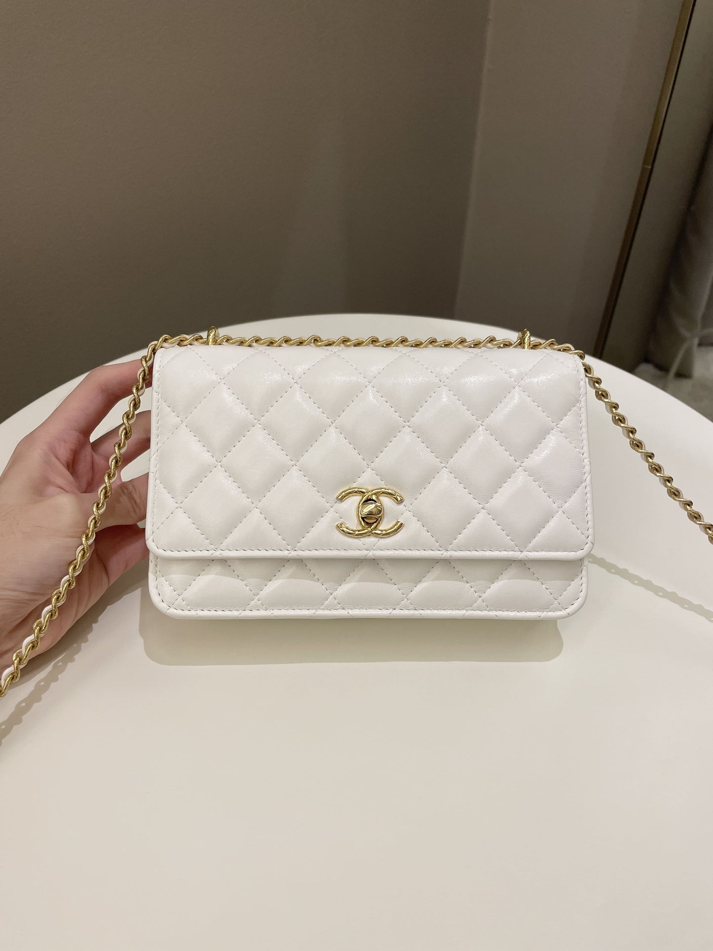Luxury Chanel Quilted Wallet on Chain White Calfskin