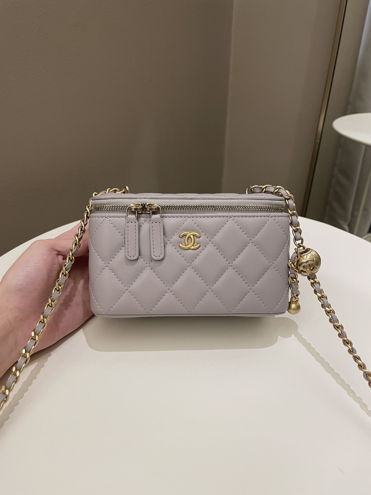 Luxury Chanel Quilted Pearl Crush Vanity Rectangular Grey Lambskin