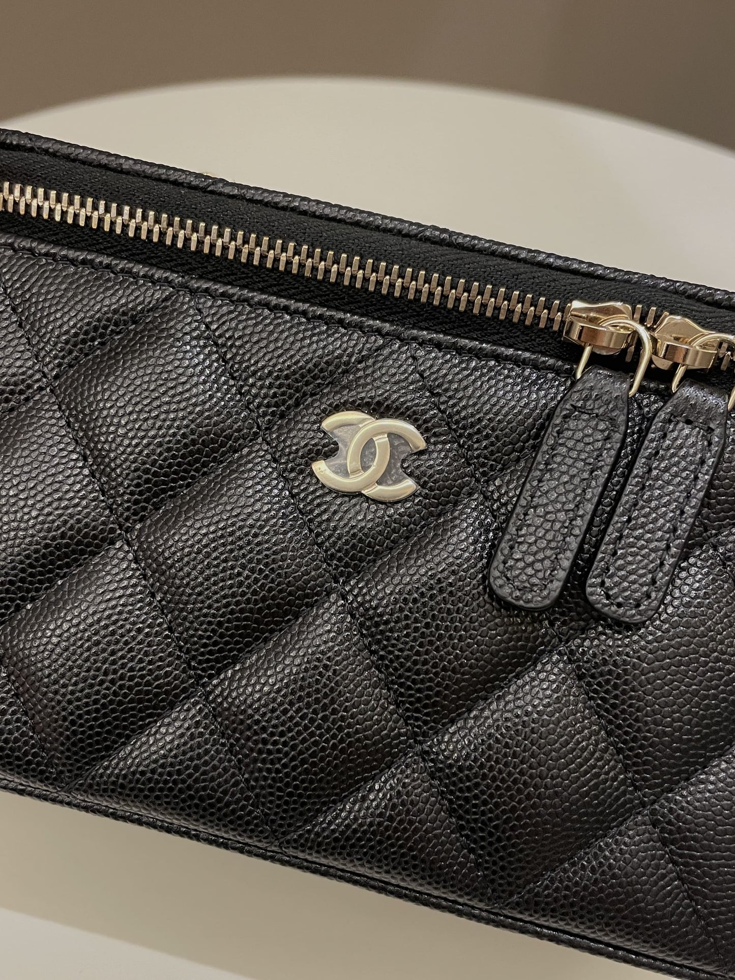 Luxury Chanel 22S Quilted Vanity Rectangular Black Caviar