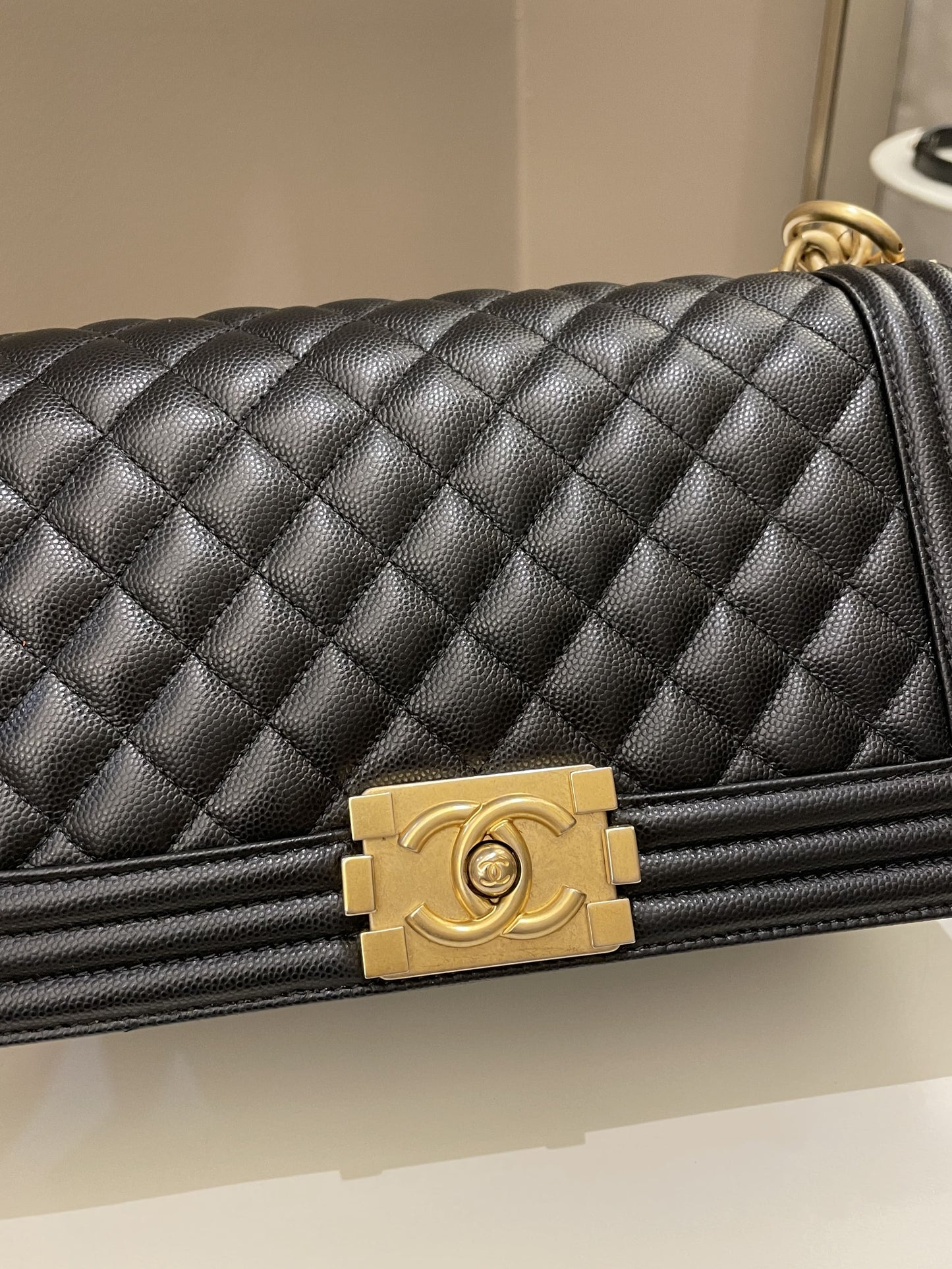 Luxury Chanel Quilted Boy Old Medium Black Caviar