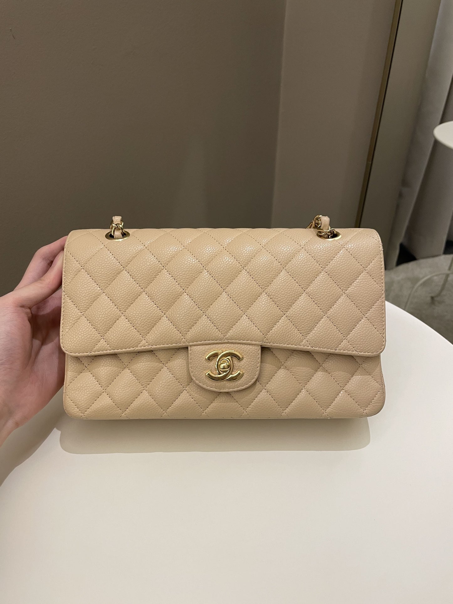 Luxury Chanel Classic Medium Double Flap Beige Clair Caviar
