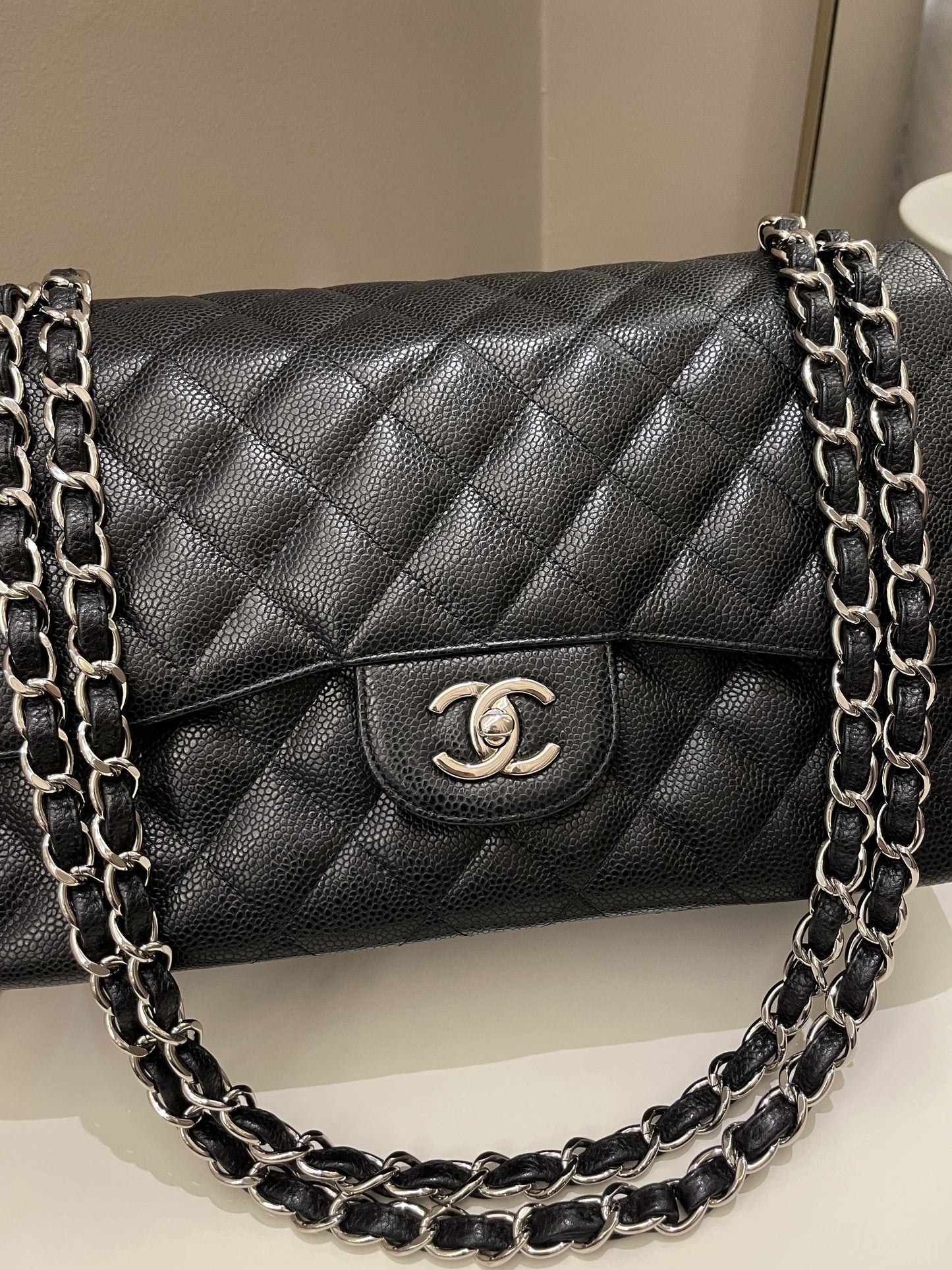 Luxury Chanel Classic Quilted Jumbo Double Flap Black Caviar