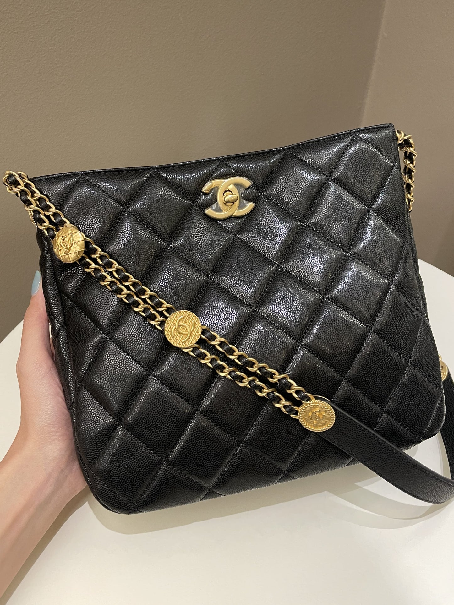 Luxury Chanel 22A Twist Your Button Hobo Bag Black Caviar