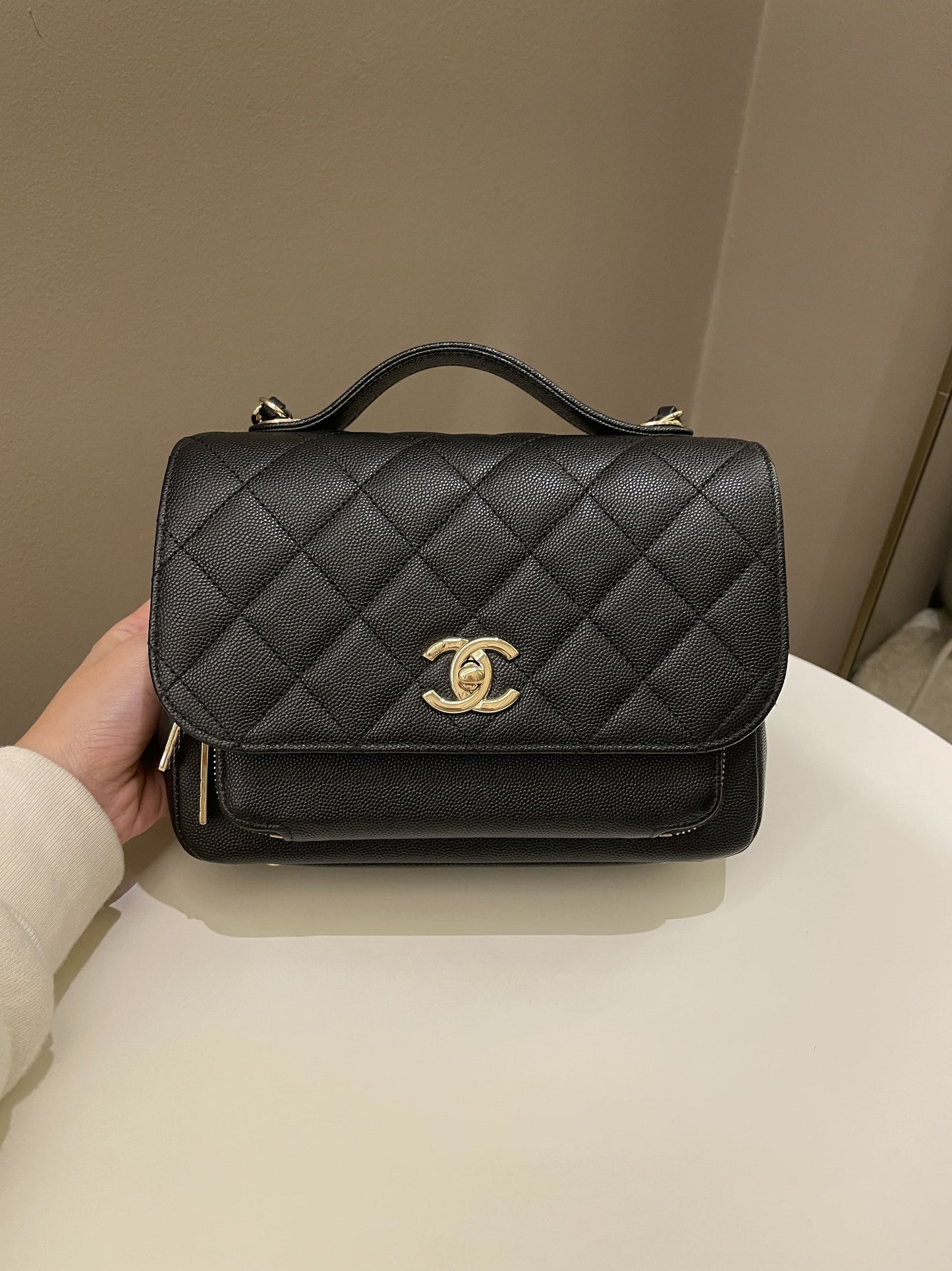 Luxury Chanel Business Affinity Flap Black Caviar