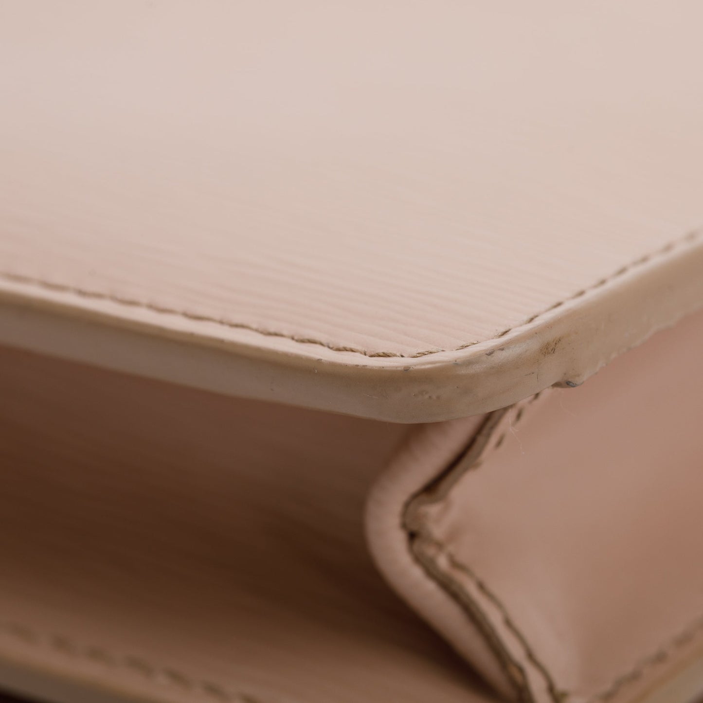 Prada Beige Vitello Move Wallet on Chain