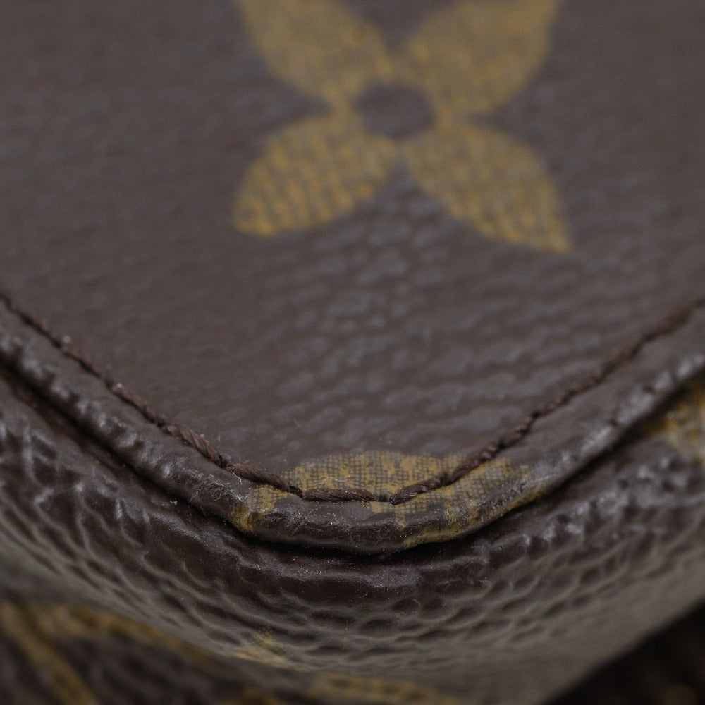 Louis Vuitton Monogram Pouch M47352