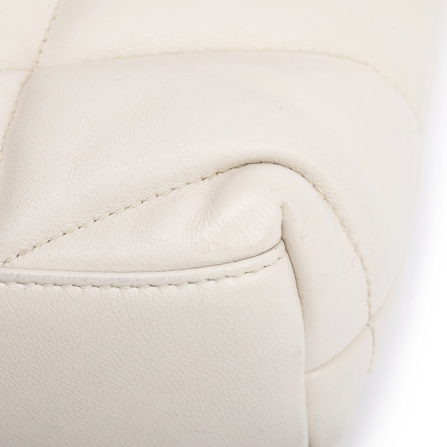 Saint Laurent 2020 White Nappa Leather Toy Puffer Loulou Shoulder Bag