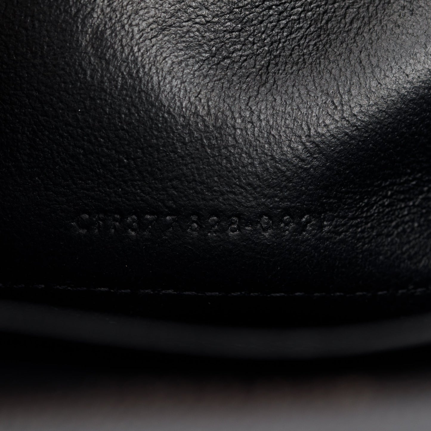 Saint Laurent 2021 Black Grained de Poudre Cassandre Matelasse Chain Wallet