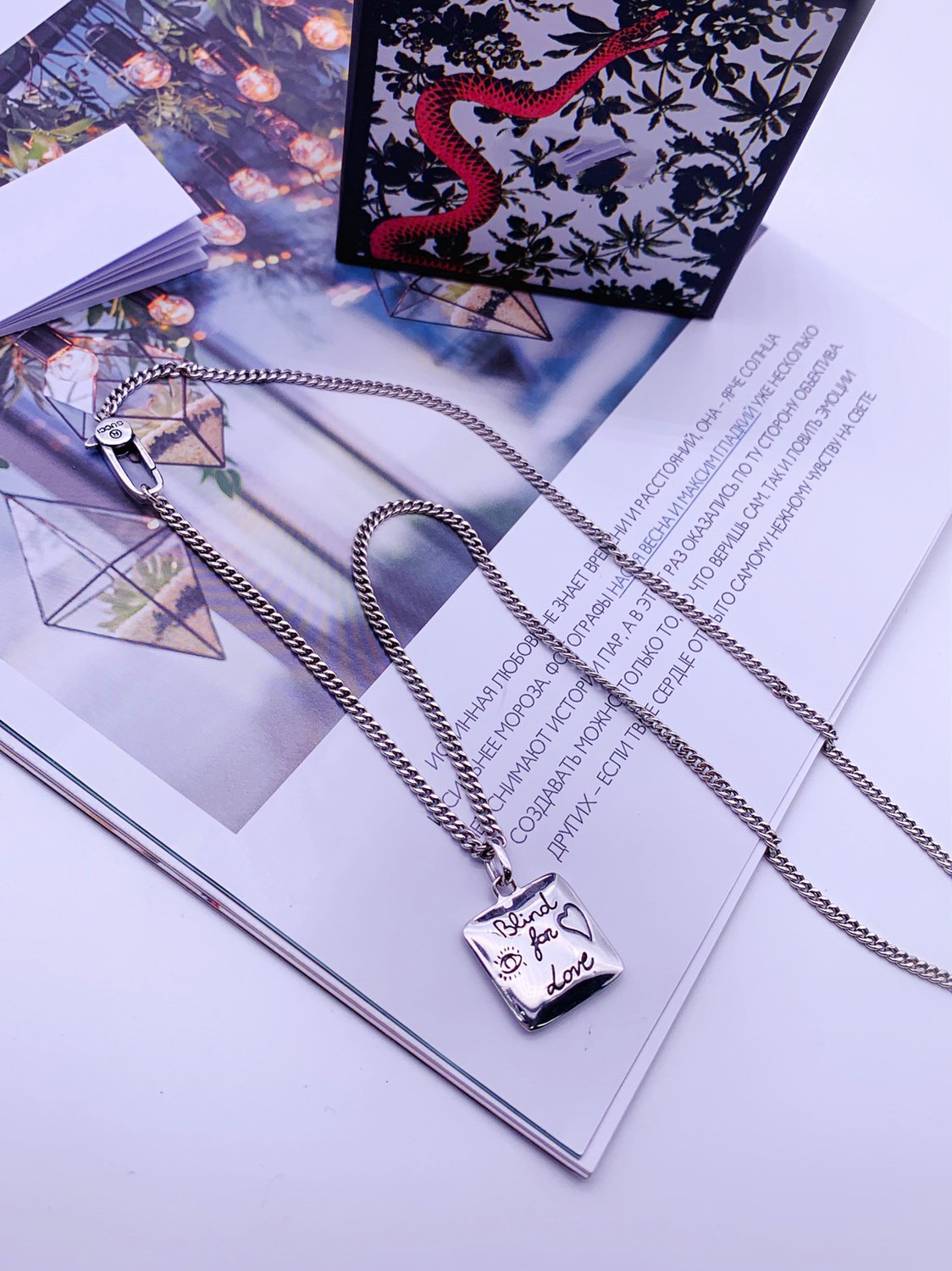 Luxury Gucci LOGO ENGRAVED SQUARE PENDANT NECKLACE