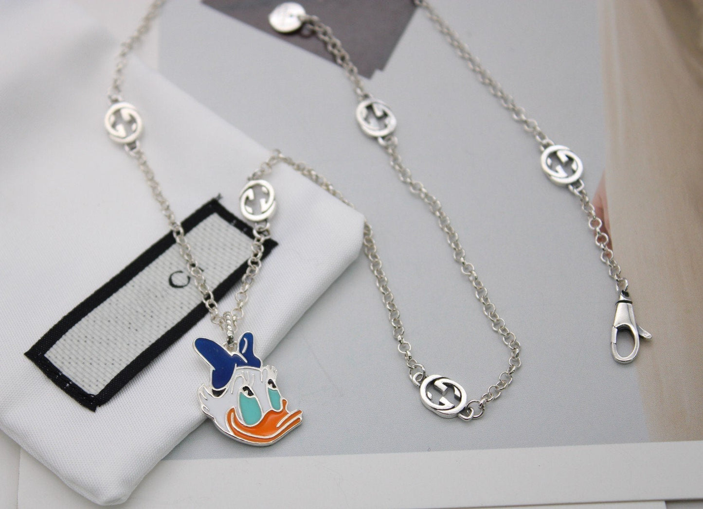 Luxury Gucci GG DONALD DUCK DOUBLE G STERLING SILVER NECKLACE