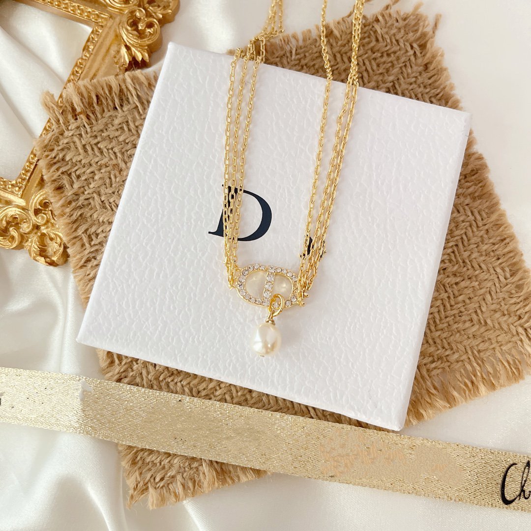 Luxury DiorTHREE-LAYER CHAIN PEARL NECKLACE